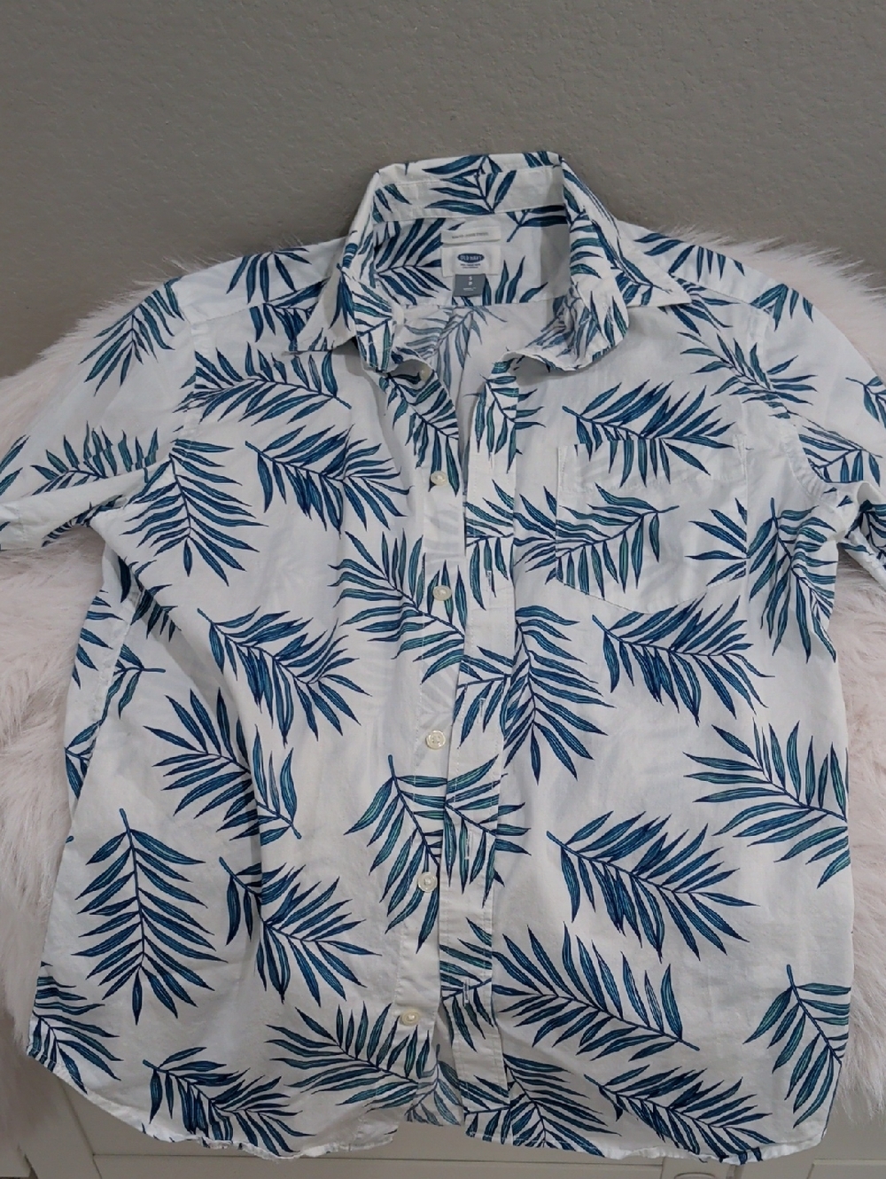 Old Navy White Short-Sleeve Button-Down with Blue Leaf Print